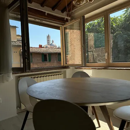 Teresa 91, Incantevole Vista Duomo Apartmán Siena