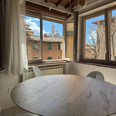 Apartmán Teresa 91, Incantevole Vista Duomo Siena